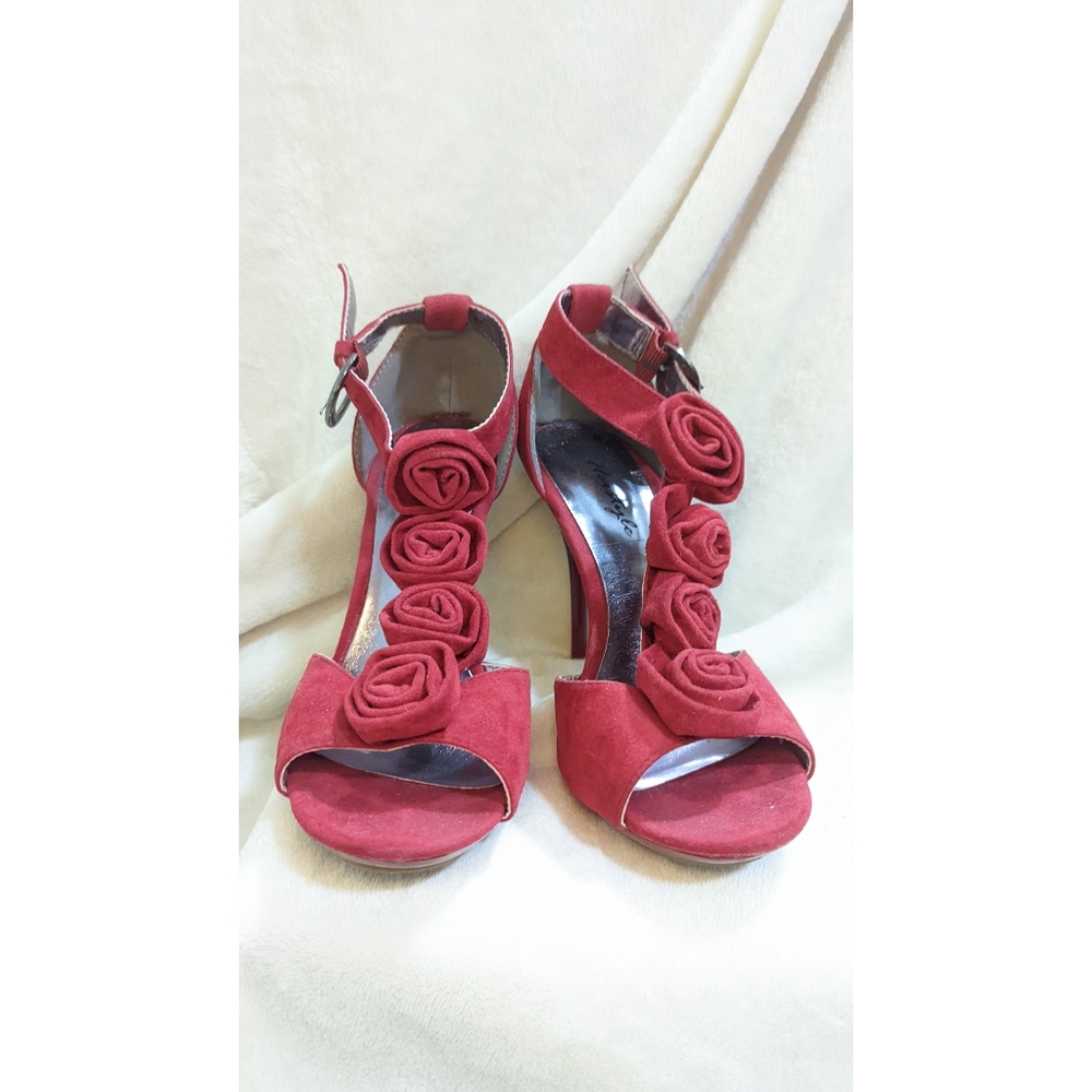 Roses Strap Ankle Heels